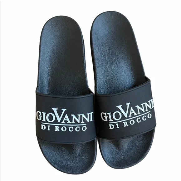 Classic slides with Giovanni Di Rocco signature logo. News – Rayon Vert main image 2